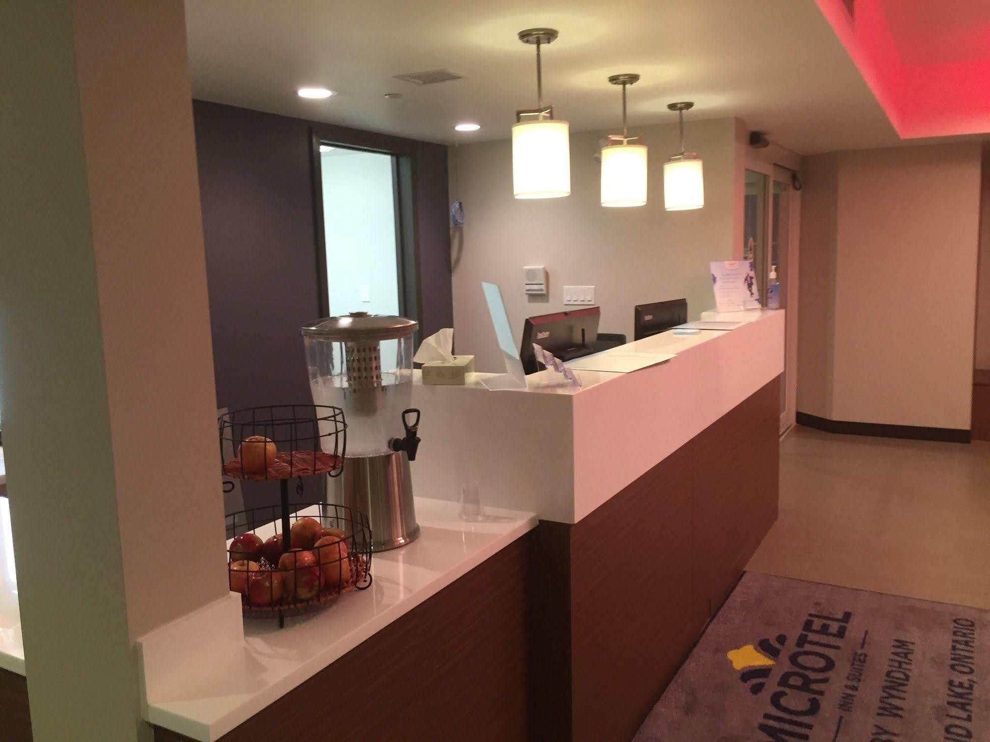 Microtel Inn & Suites By Wyndham Kirkland Lake Kültér fotó